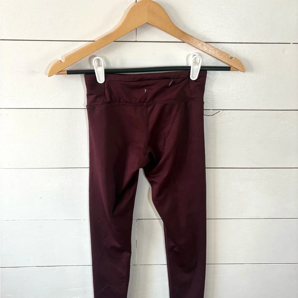 Old Navy Active GO-DRY Girls Leggings Maroon Size M (8)